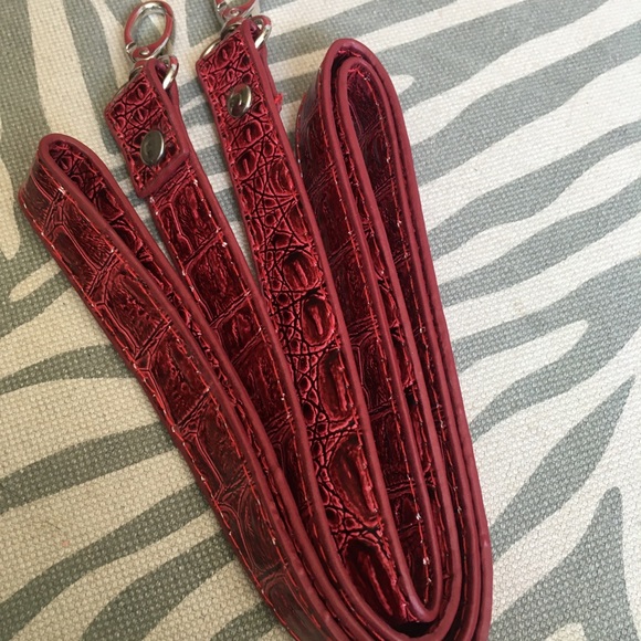 Red leather purse - Picture 5 of 7